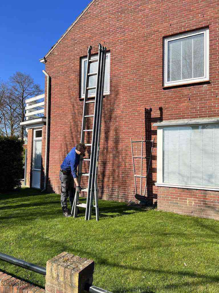 Coevorden schoorsteenveger huis ladder